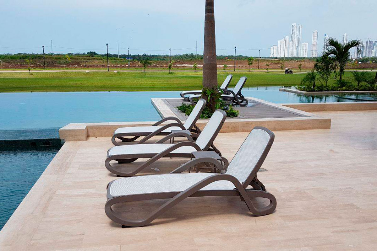 Шезлонг Nardi Alfa с подлокотниками, тортора