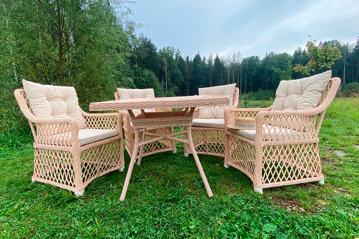 Плетеный комплект мебели MOKKA VILLA ROSA (4 персоны) + 8 подушек