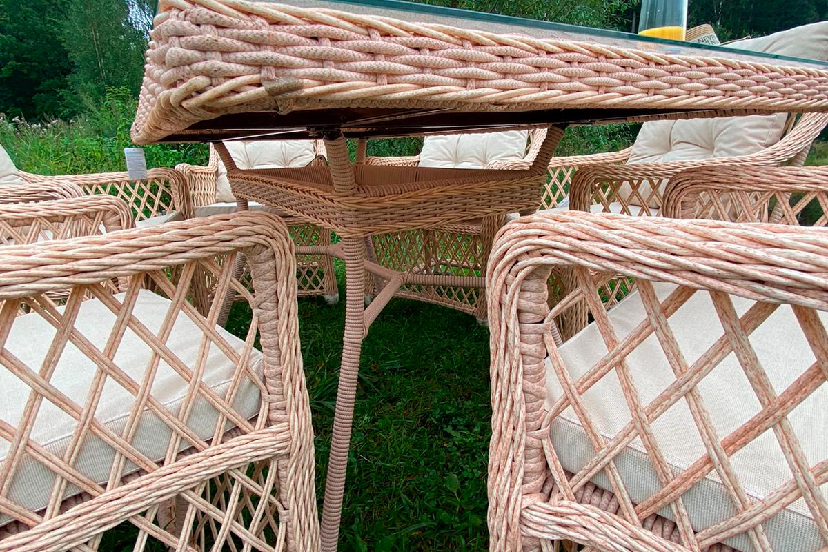 Плетеный комплект мебели MOKKA VILLA ROSA (4 персоны) + 8 подушек