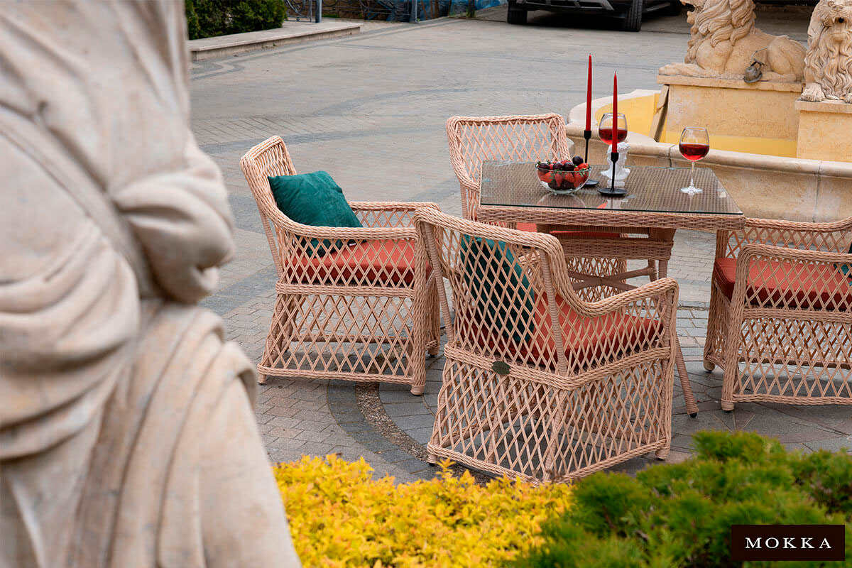 Комплект плетеной  мебели MOKKA VILLA ROSA (4 кресла) + 4 подушки