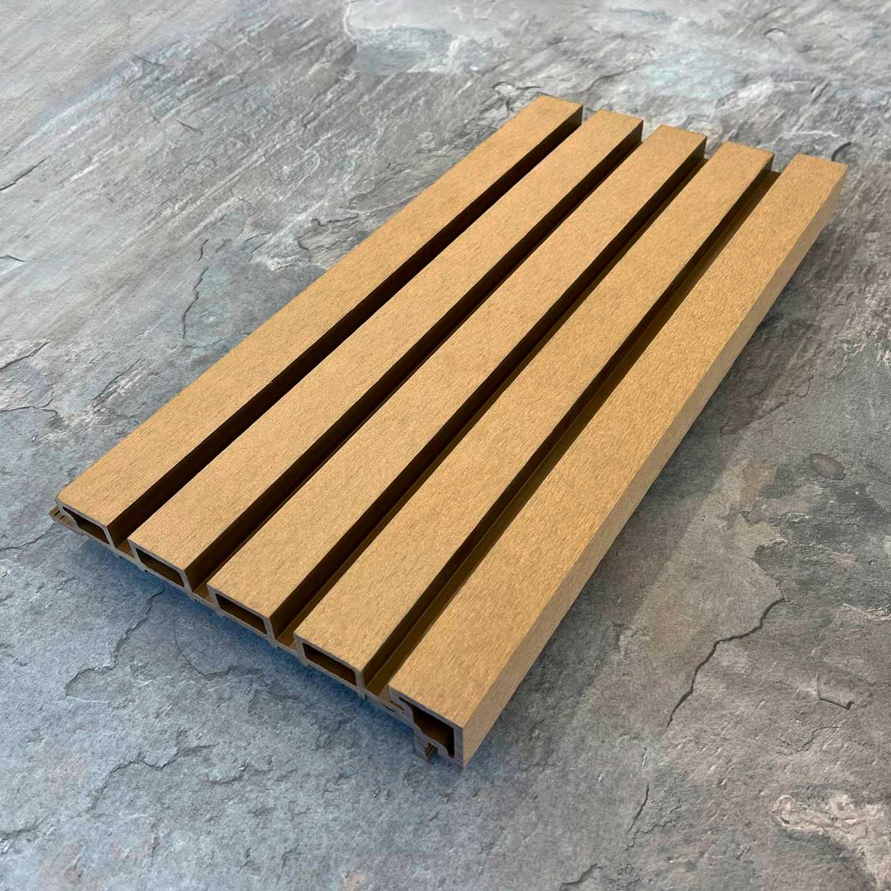 Угол для реечной панели EasyDecking Вуд-Икс 50х50х3010 Дуб