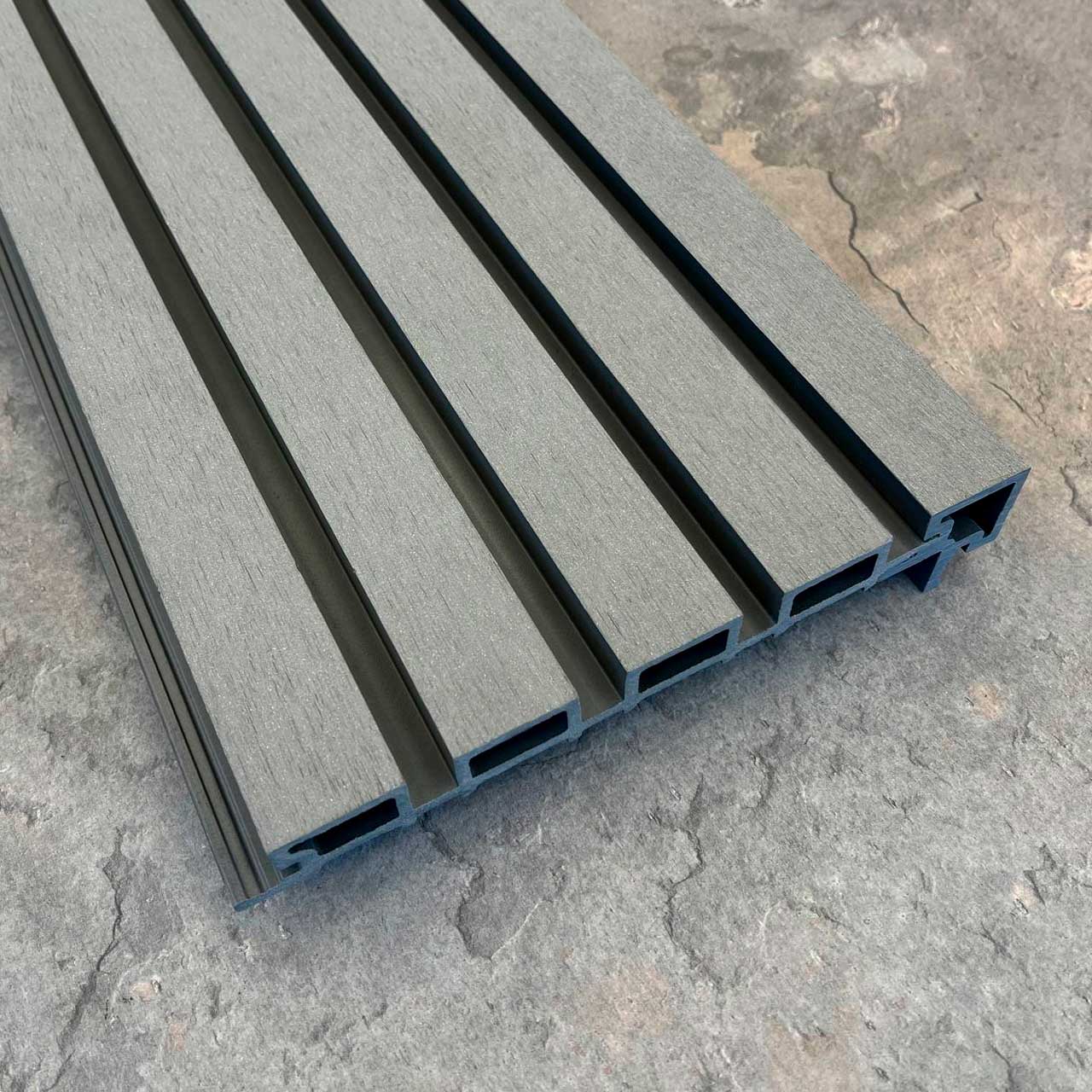 Угол для реечной панели EasyDecking Вуд-Икс 50х50х3010 Серый