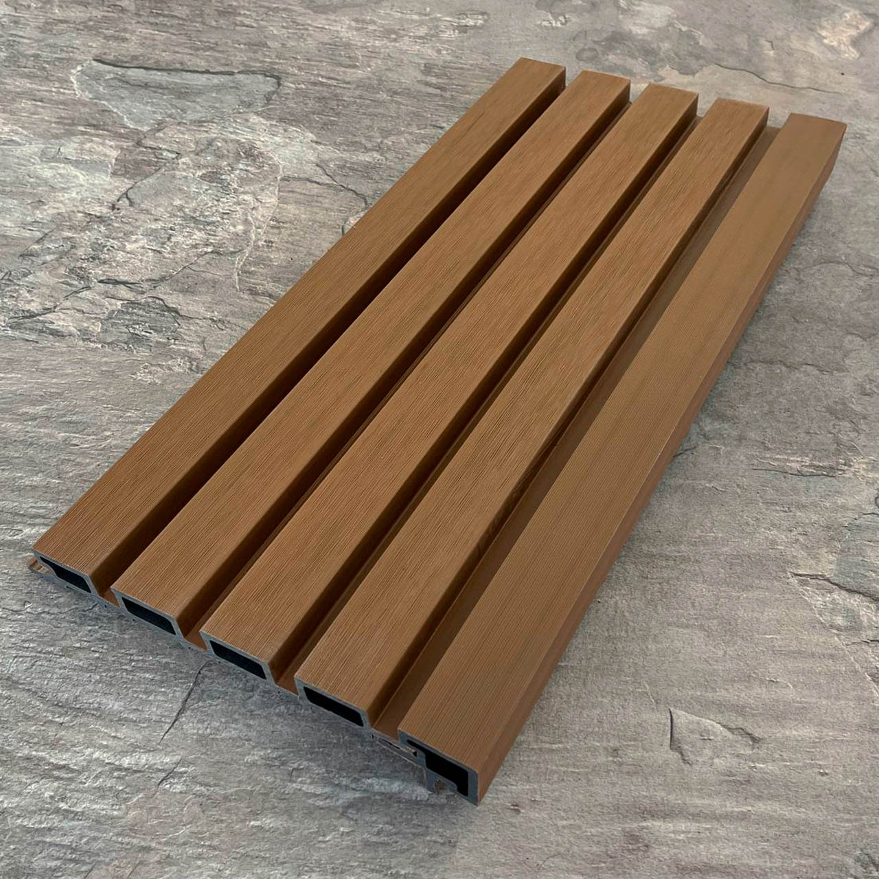Угол для реечной панели EasyDecking Ко-Экструзия 50х50х4010 Тик